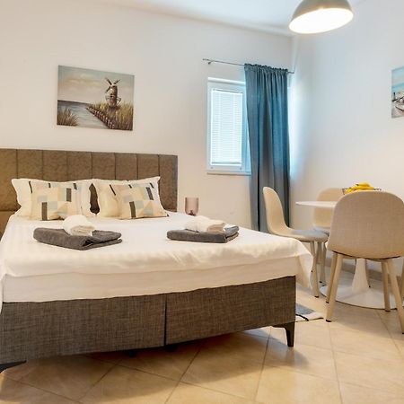 Sunsett Apartman Slano Szoba fotó